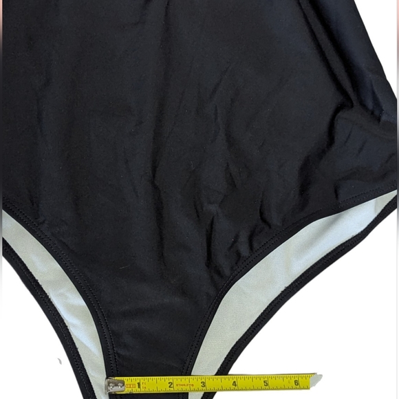 Block Color One Piece Swimsuit Womens XL Peach Pink Black Crossover Neckline NWT - Picture 9 of 10